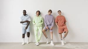Tendenze Sportswear 2025: Cosa Indosseremo in Palestra e Fuori
